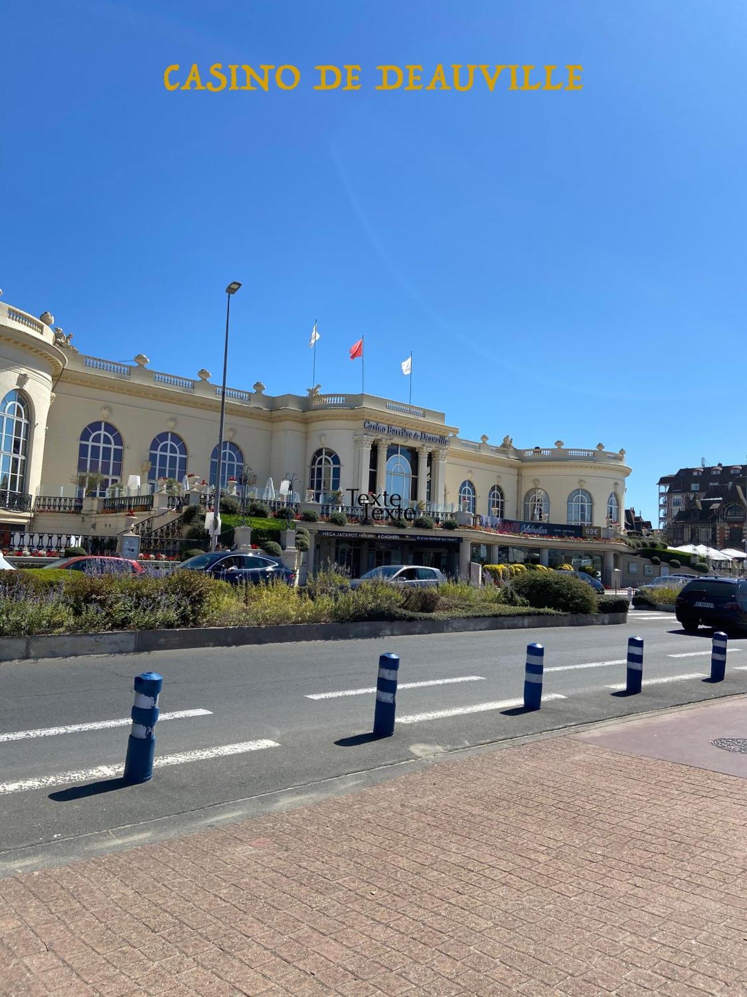 La Villa L'Oiseau Bleu Proche De La Plage Et De Deauville !!! Awards 2025 Блонвиль-сюр-Мер Экстерьер фото