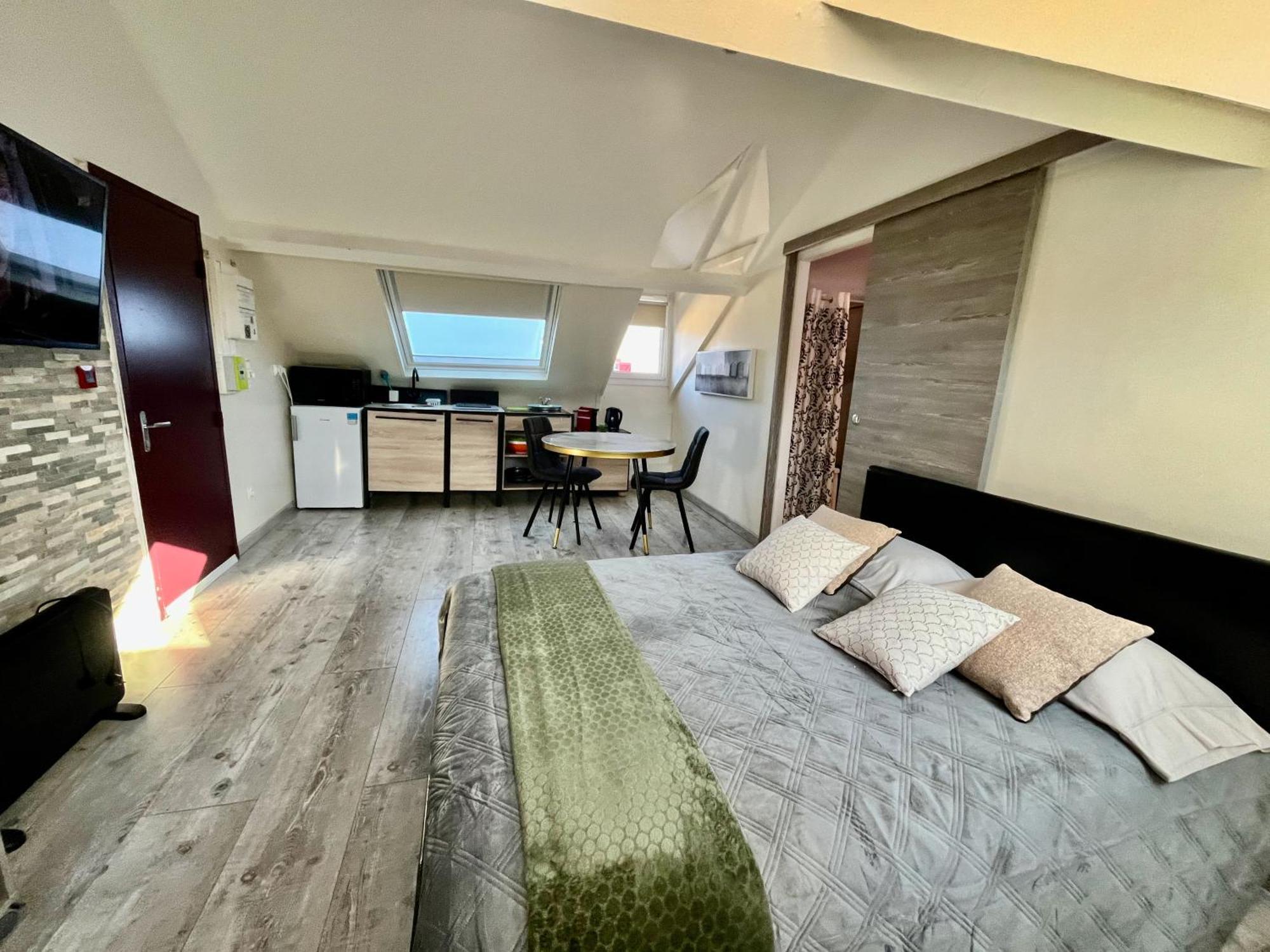 La Villa L'Oiseau Bleu Proche De La Plage Et De Deauville !!! Awards 2025 Блонвиль-сюр-Мер Номер фото